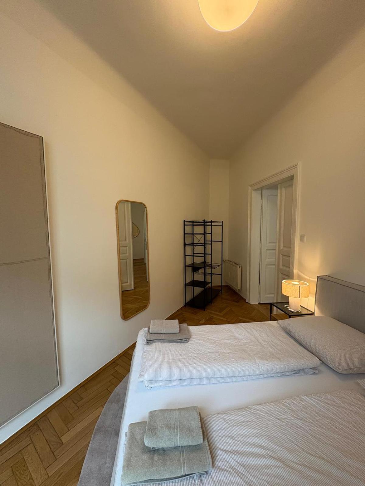 Premium Apartment In Altstadtnaehe Graz Zewnętrze zdjęcie