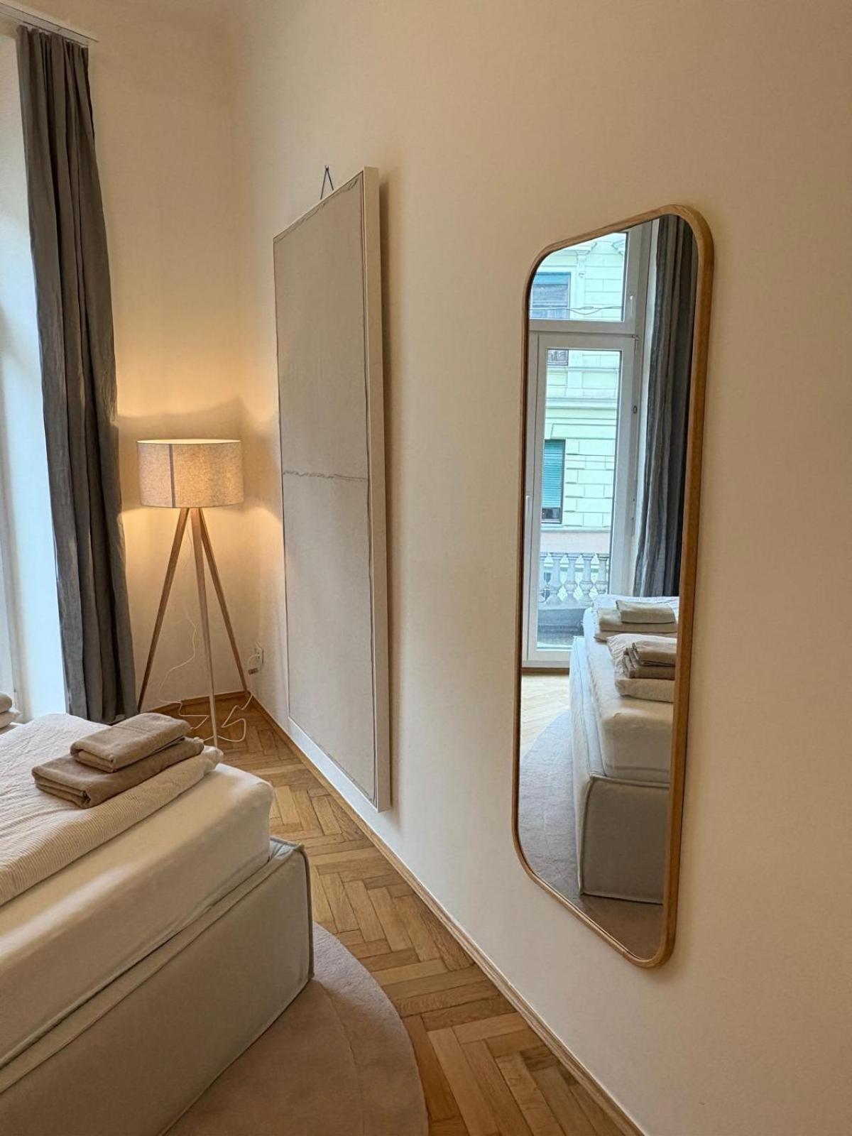 Premium Apartment In Altstadtnaehe Graz Zewnętrze zdjęcie